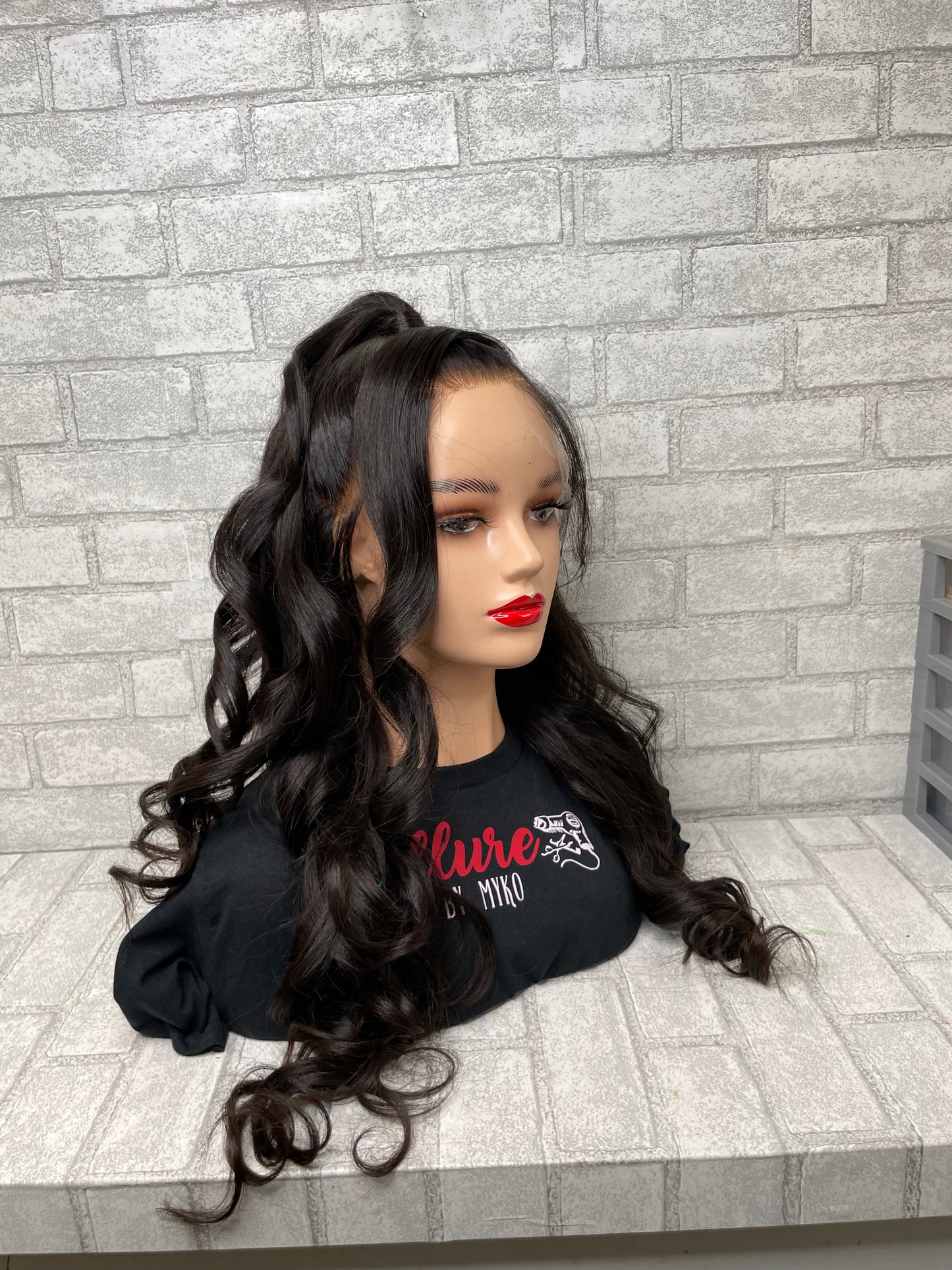 Aliyah -24inch lace frontal wig