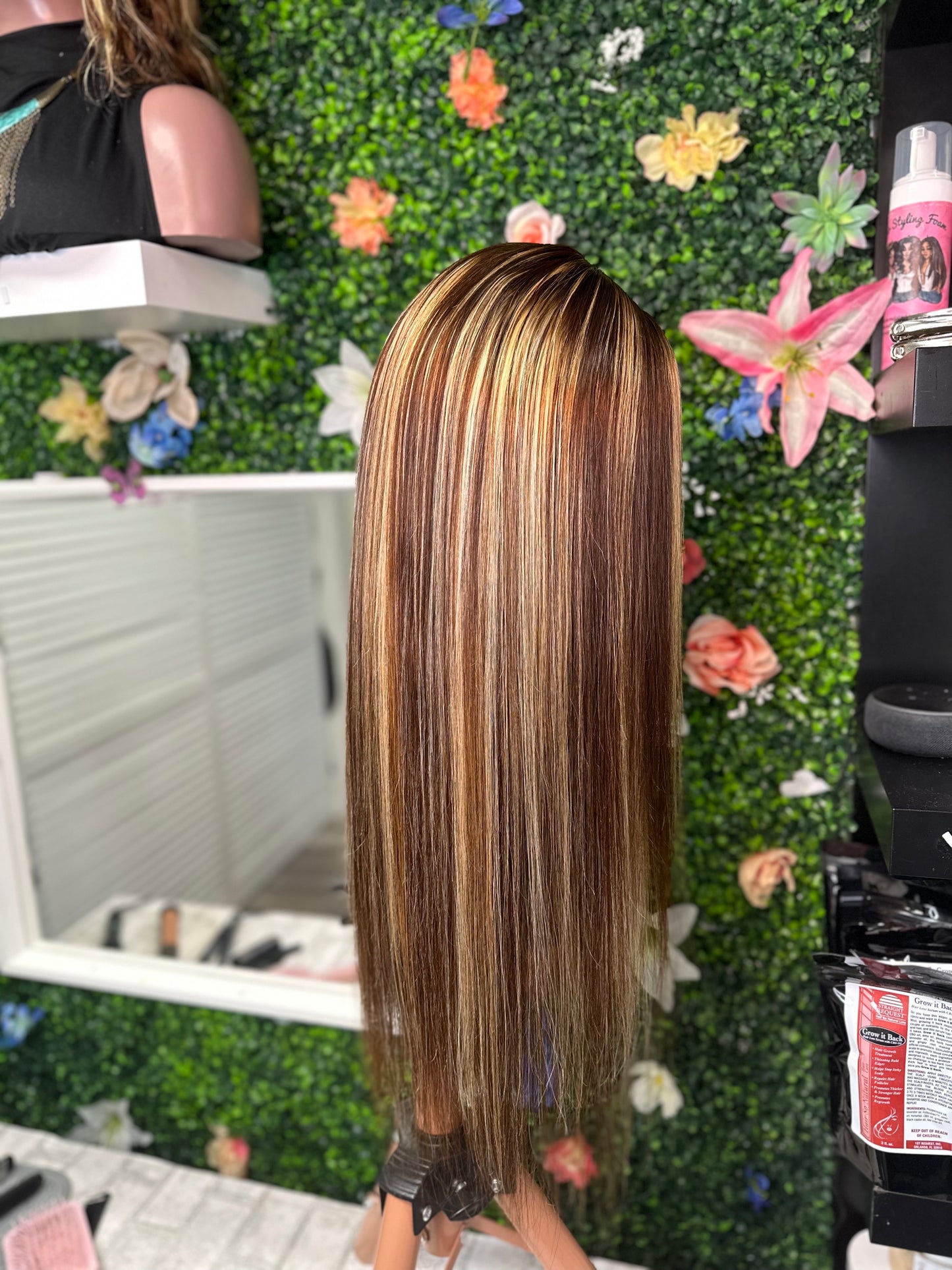 Ciara - 24/26inch highlighted glueless 4x4 human hair closure wig